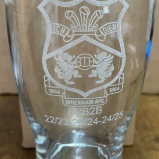 Wrexham AFC Pint Glass, Etched Club Crest Design, B2B2B Edition, with slate coaster
