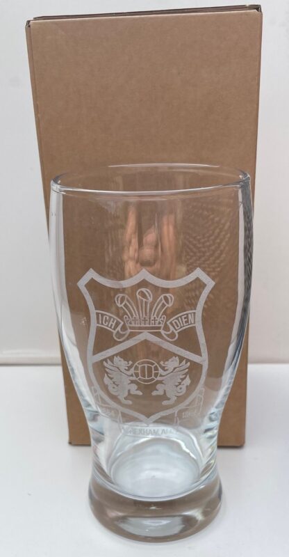 Wrexham AFC Pint Glass with Etched Club Crest, Licensed Merchandise to Handy Stamps Ltd - Image 3